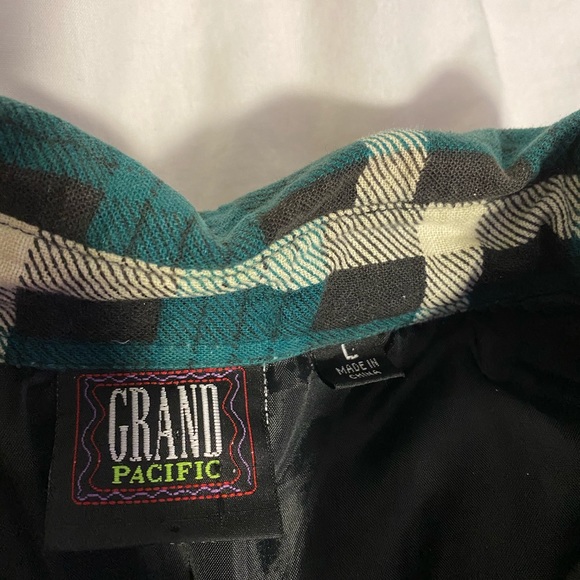 Flannel Jacket - Picture 3 of 4